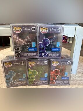 Funko Steamboat Mickey Pop! Art Series - Purple, Black, White